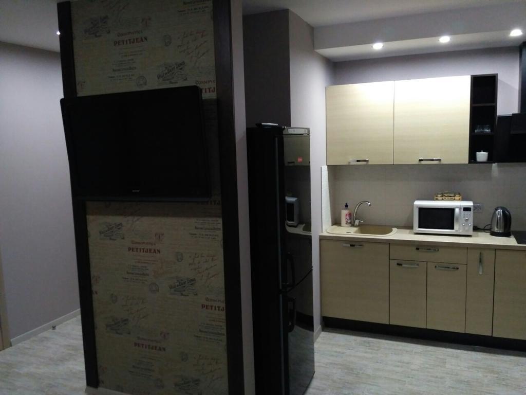 Comfort Apartment On Bogdanivska Street 7B Kyiv Exterior foto