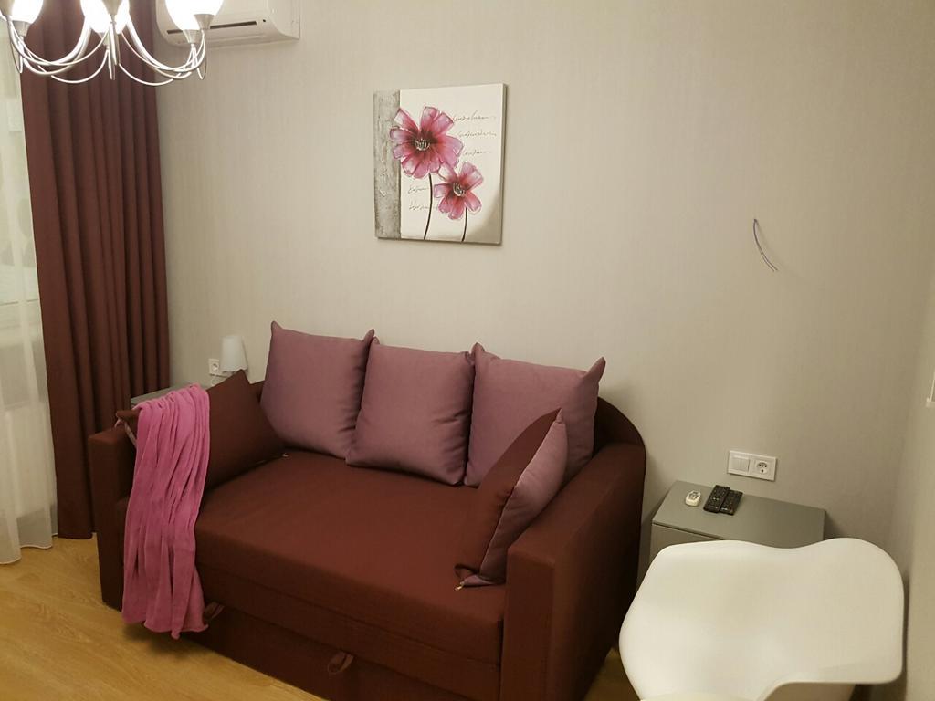 Comfort Apartment On Bogdanivska Street 7B Kyiv Exterior foto