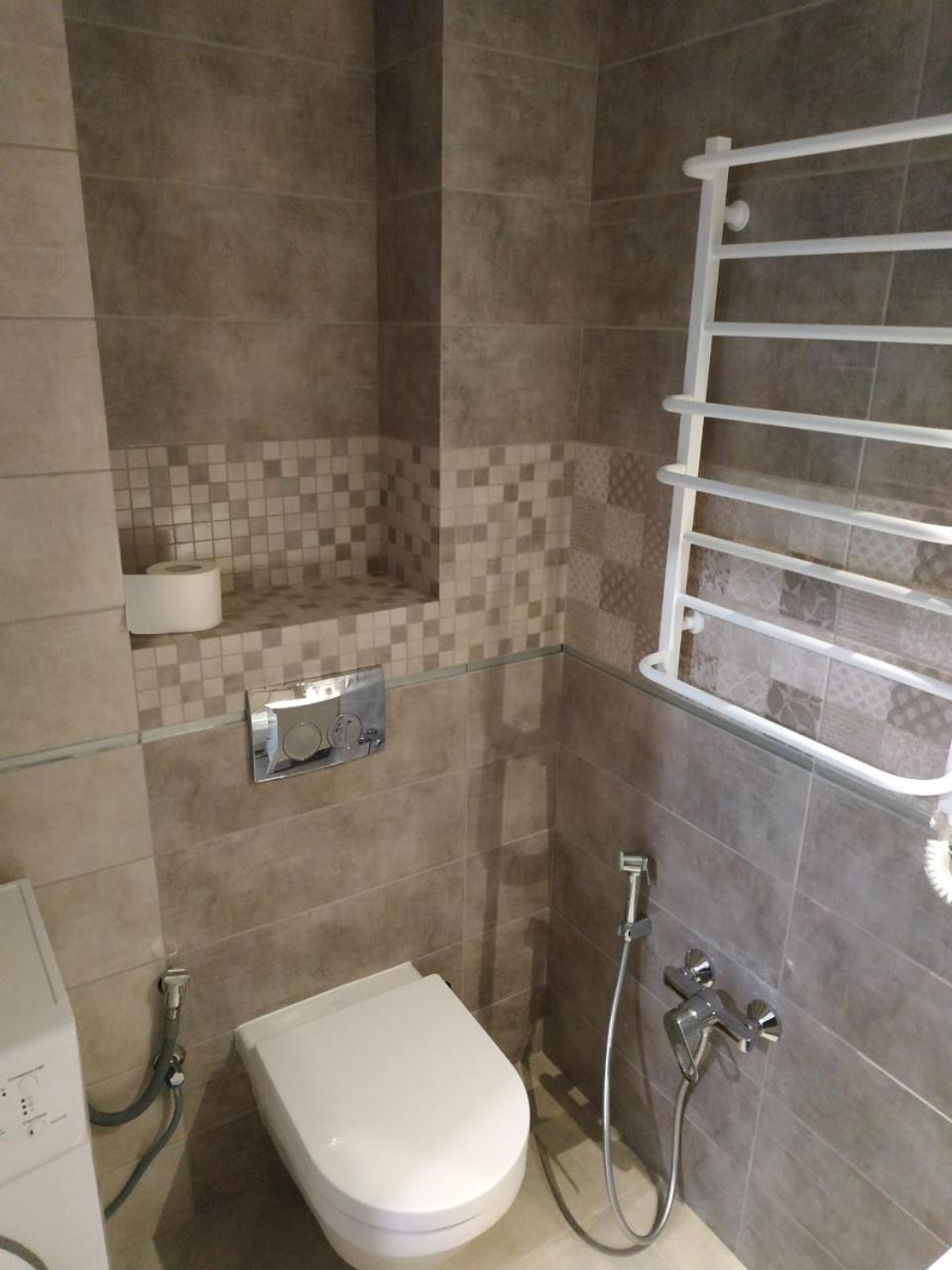 Comfort Apartment On Bogdanivska Street 7B Kyiv Exterior foto