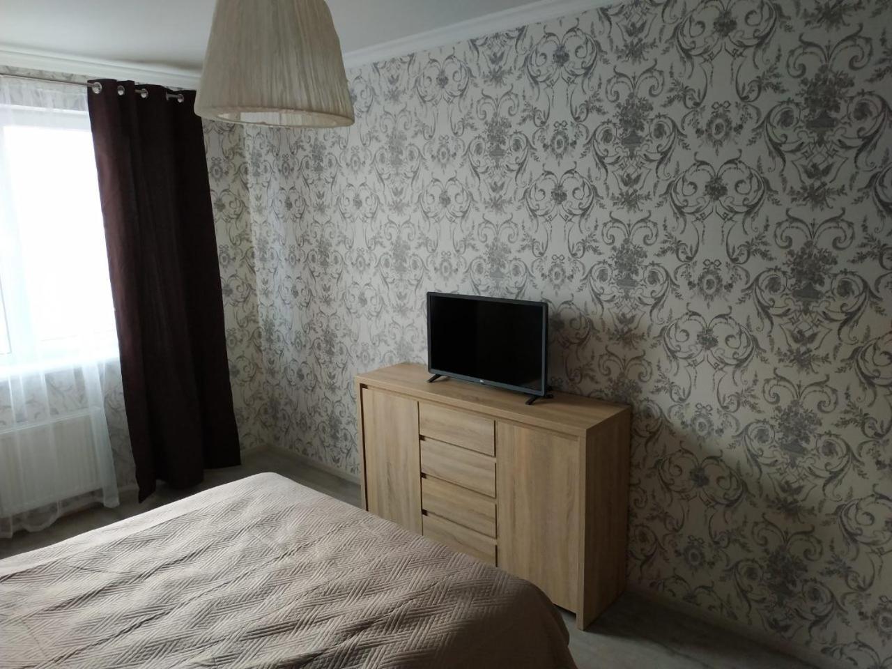 Comfort Apartment On Bogdanivska Street 7B Kyiv Exterior foto