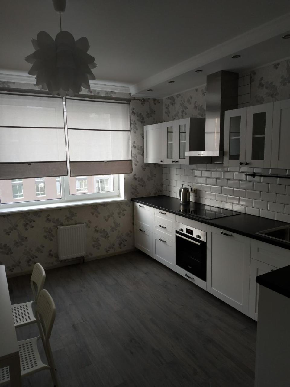 Comfort Apartment On Bogdanivska Street 7B Kyiv Exterior foto